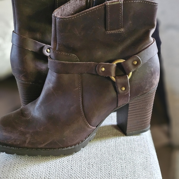 Clarks Dark Brown Heeled Boots - Picture 1 of 8